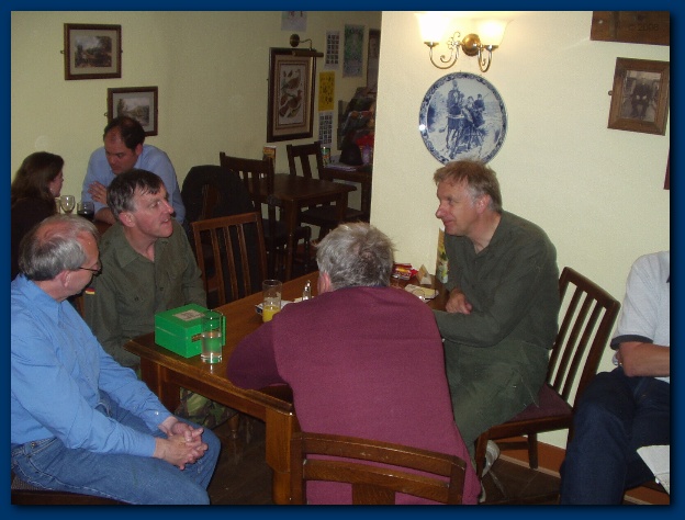 600x449 pixels (109K)